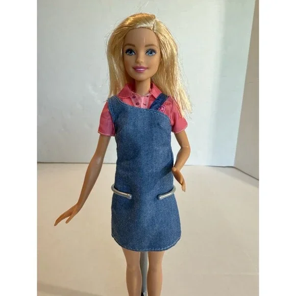 Mattel Blonde Fashion Doll 2015 W/Cute Denim Outfit W/Boots R49HF Authentic - Picture 2 of 9